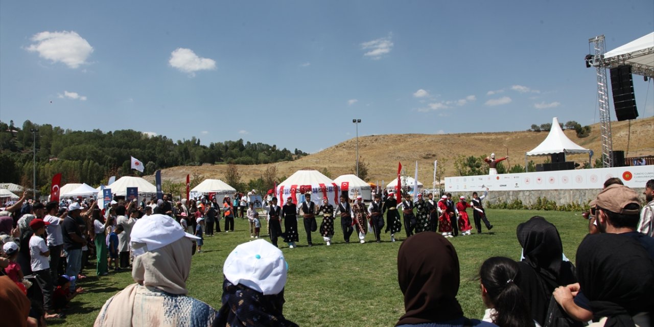 Ahlat'ta Malazgirt Zaferi'nin 953. yıl dönümü etkinlikleri devam ediyor