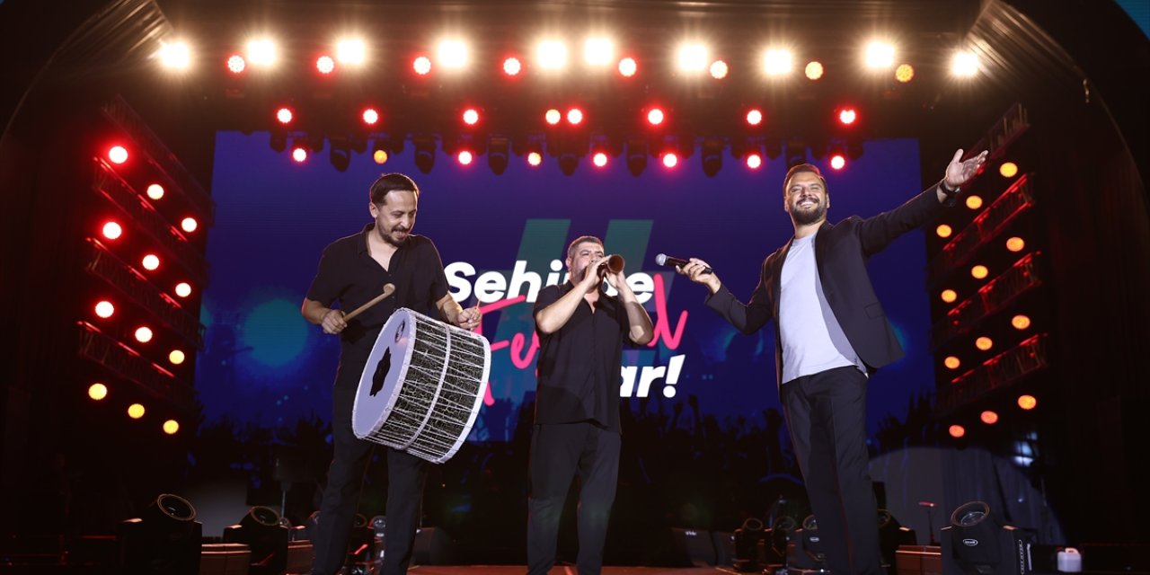 Erzurum Kültür Yolu Festivali sona erdi