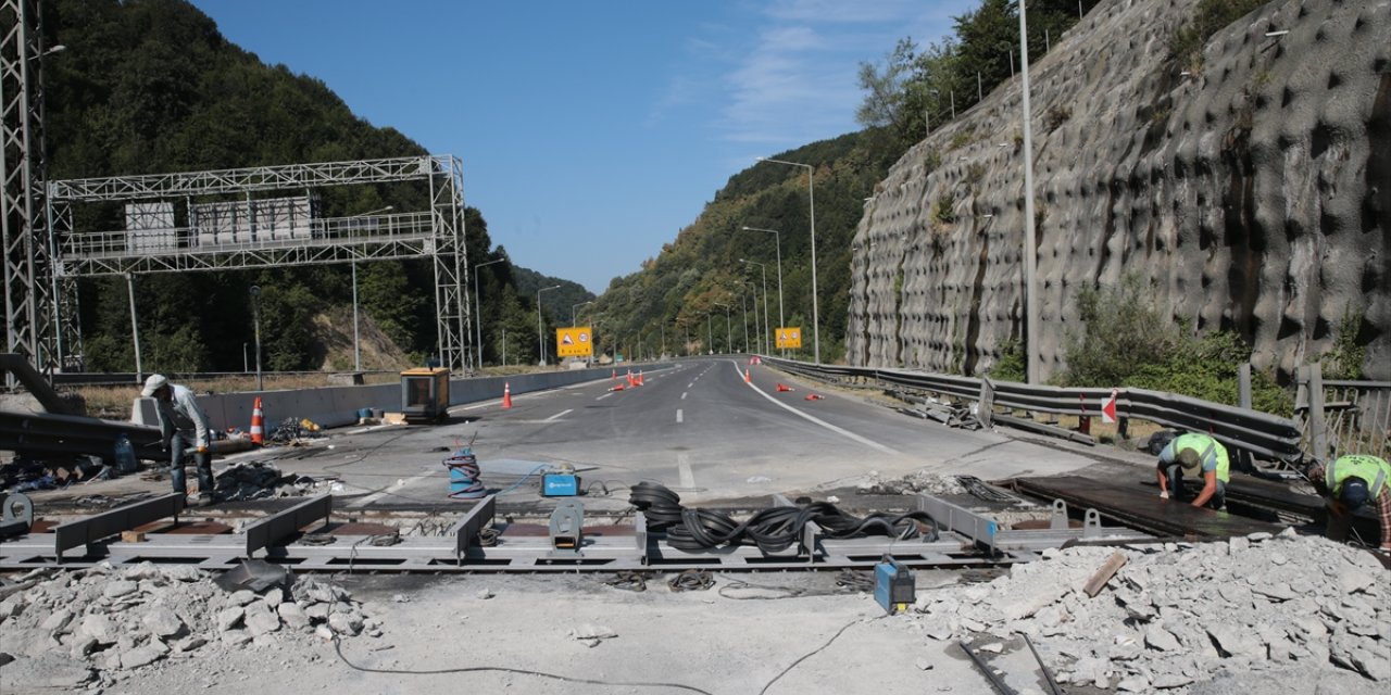 Bolu Dağı Tüneli'nde heyelan riskini ortadan kaldıracak çalışmalar sürüyor