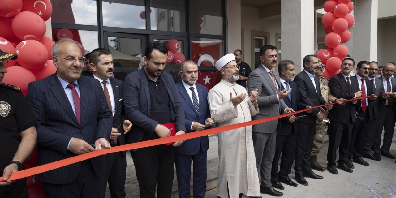 Diyanet İşleri Başkanı Erbaş, Tunceli'de Kur'an kursu ve müftülük binası açılışı yaptı