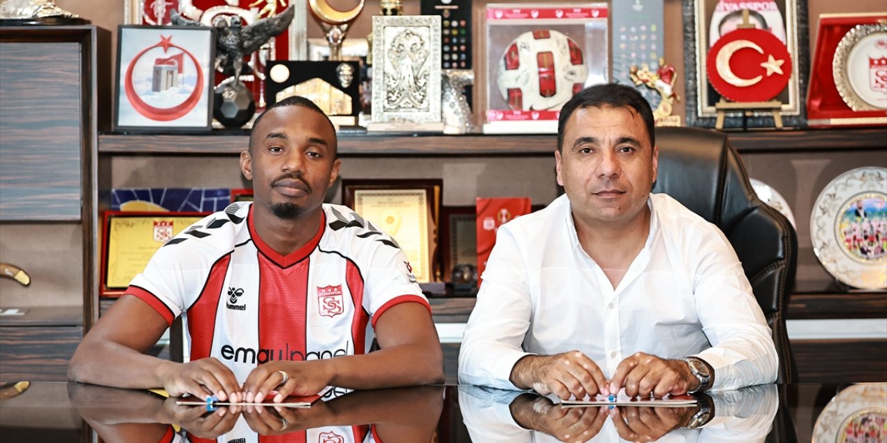 Sivasspor, Fode Koita'nın sözleşmesini yeniledi