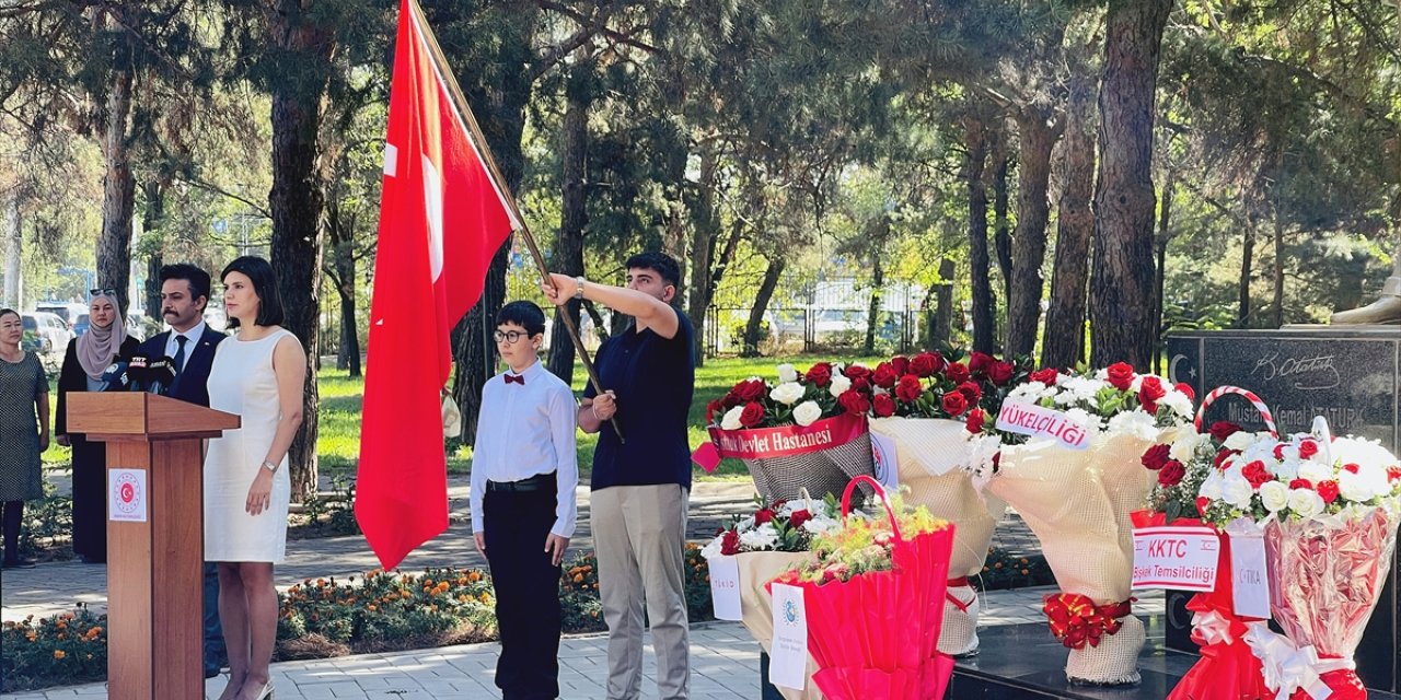 Kırgızistan'da 30 Ağustos Zafer Bayramı dolayısıyla tören düzenlendi