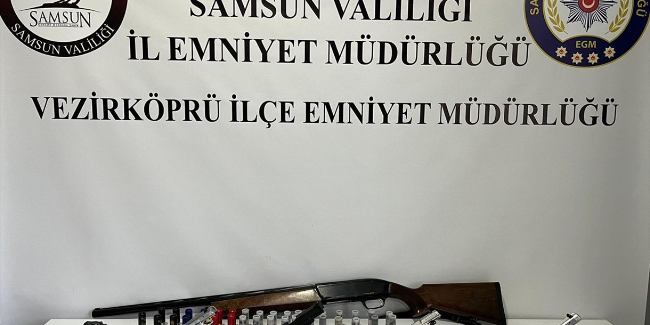 Samsun'daki denetimlerde 6 ruhsatsız silah ele geçirildi