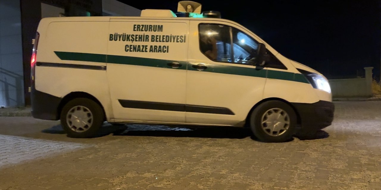 Erzurum'da babasını ve babasının arkadaşını av tüfeğiyle öldüren zanlı tutuklandı