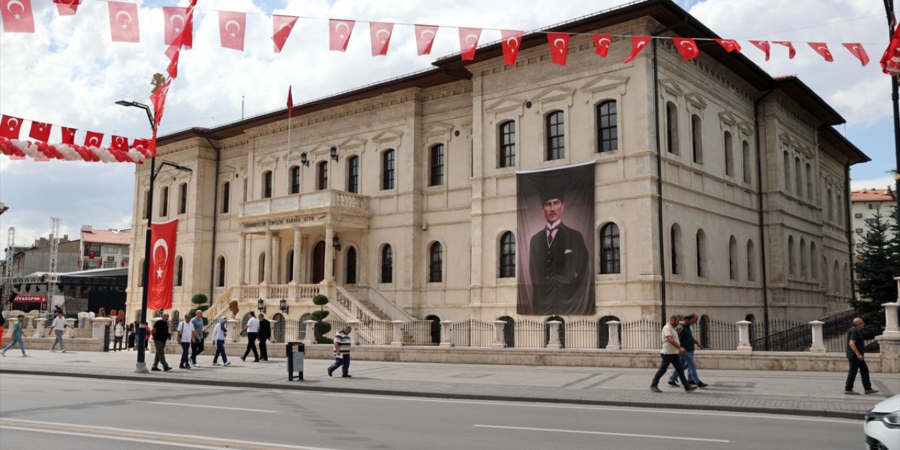 GRAFİKLİ - Türkiye Cumhuriyeti'nin temellerinin atıldığı Sivas Kongresi 105 yaşında