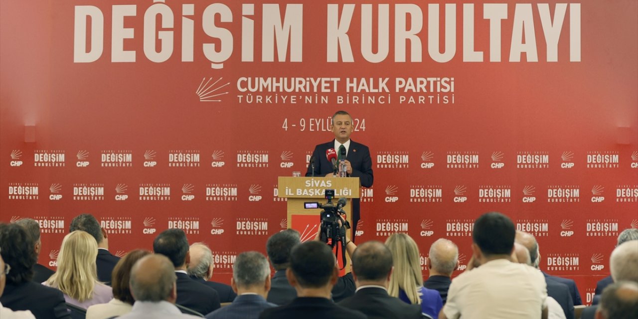 CHP Genel Başkanı Özel, Sivas'ta partisinin "İkinci Yüzyıl Değişim Kurultayı"nda konuştu: (2)