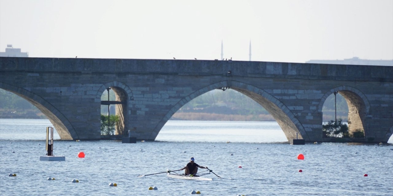 Edirne'de düzenlenecek Avrupa 23 Yaş Altı Kürek Şampiyonası için geri sayım başladı