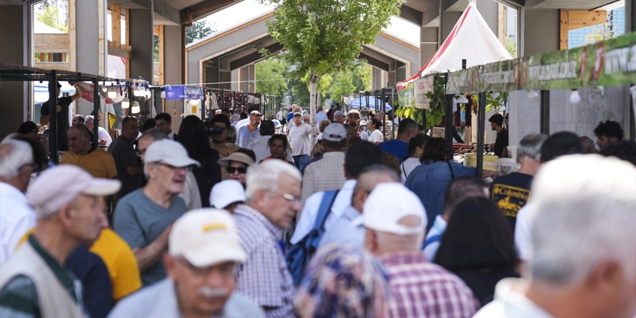 "Kars-Ardahan-Iğdır Lezzetleri ve Kültür Festivali"nin açılışı yapıldı