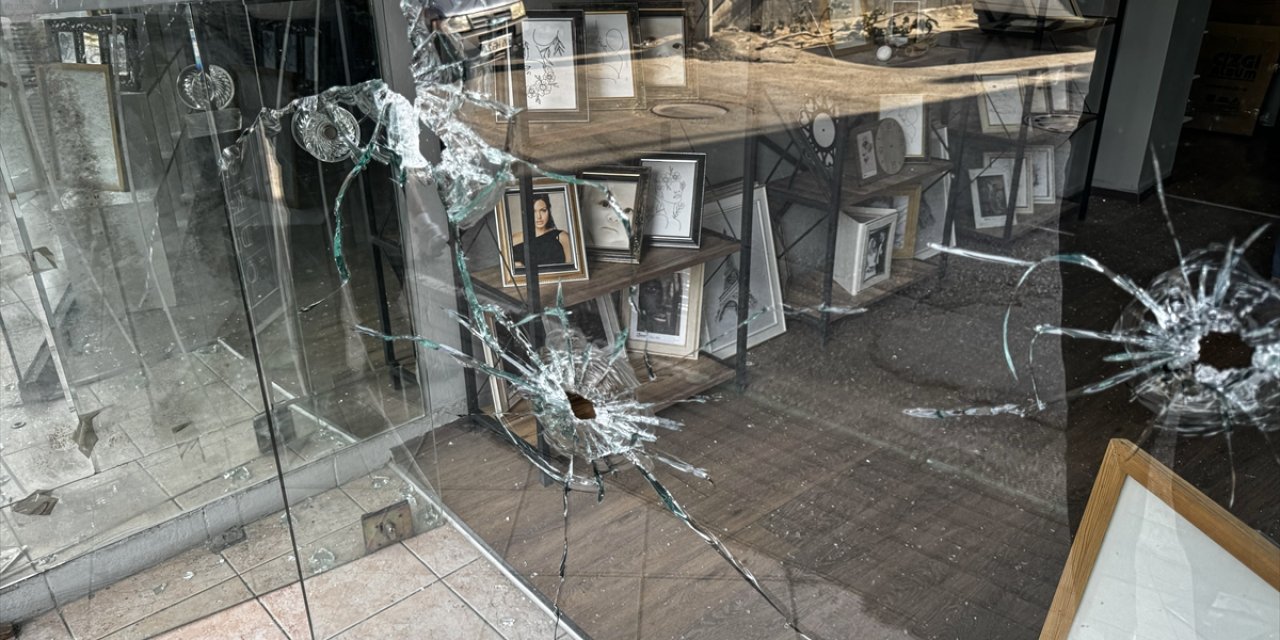 Bursa'da fotoğrafçı dükkanını kurşunlayan zanlı aranıyor