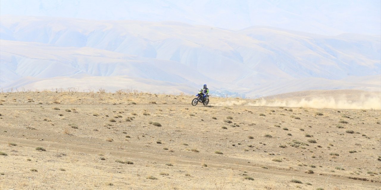 14. TransAnatolia Rally Raid yarışı Van'da sona erdi