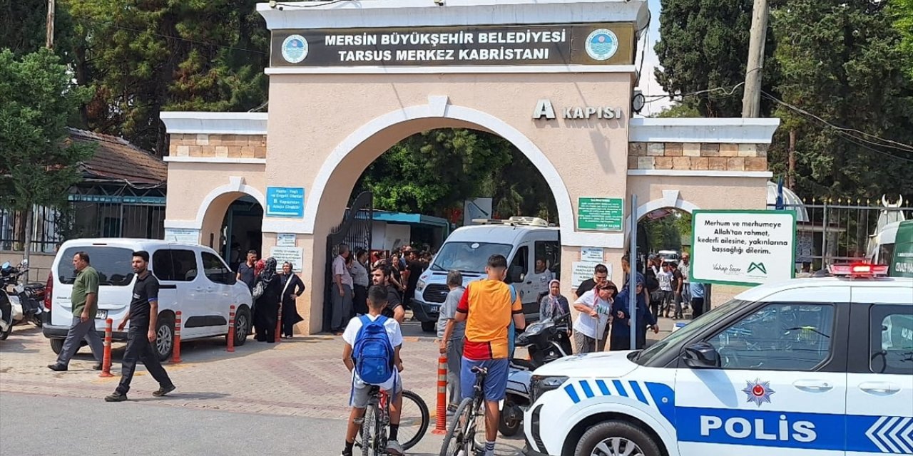 Mersin'de silahlı saldırıda yaralanan kadın hastanede yaşamını yitirdi