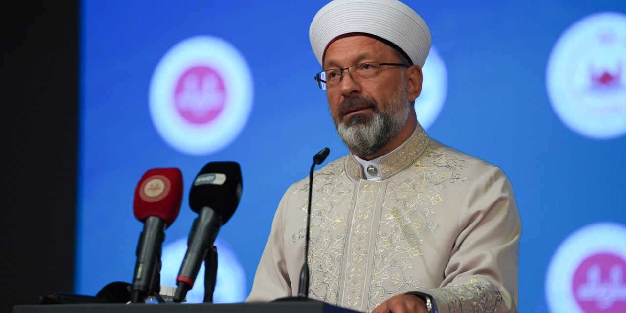 Diyanet İşleri Başkanı Erbaş, Mevlid-i Nebi Haftası Tanıtım Programı'nda konuştu: