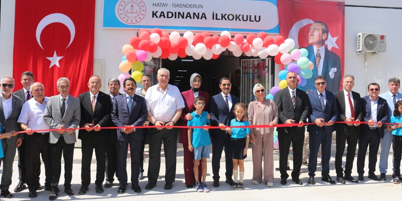 Hatay'da depremde ağır hasar alan okulun yerine yenisi yapıldı