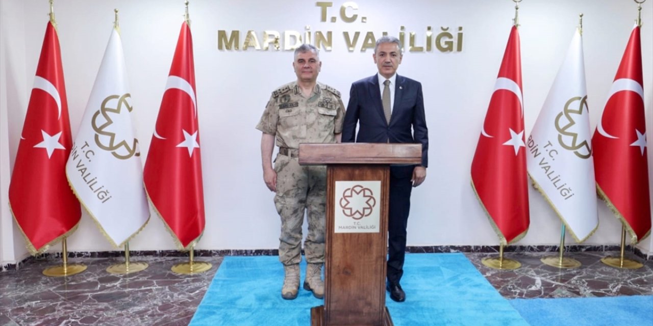 Jandarma Genel Komutanı Orgeneral Ali Çardakcı, Mardin Valiliğini ziyaret etti