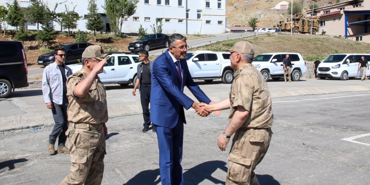 Jandarma Genel Komutanı Orgeneral Çardakcı, Hakkari ve Van'da ziyaretlerde bulundu