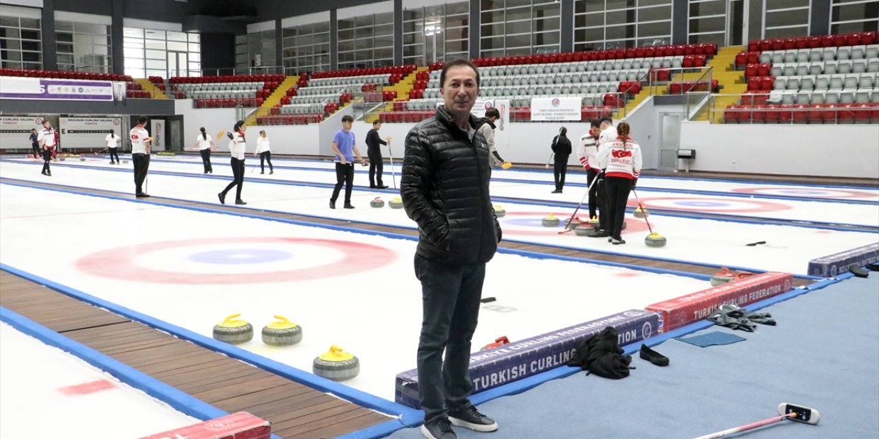 Curlingde hedef şampiyonalarda başarılı olup olimpiyatlara katılabilmek