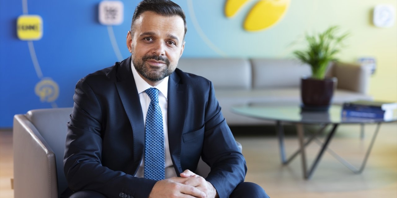 Turkcell'e son 1 yılda 1,8 milyon faturalı yeni abone