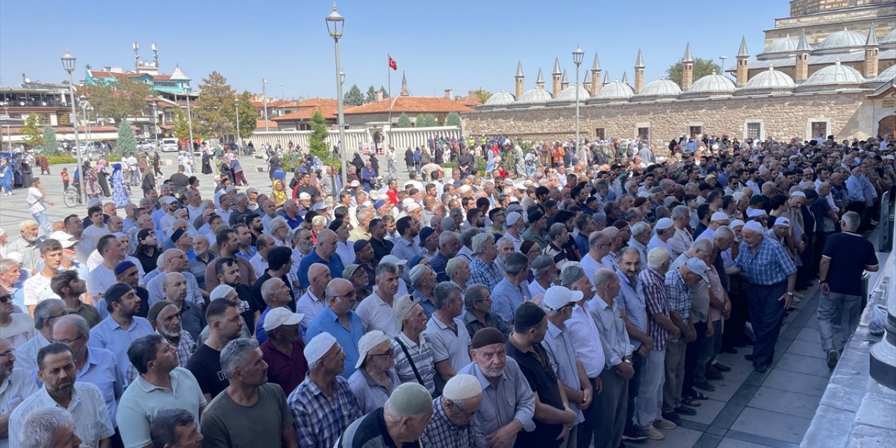 Konya'da Ayşenur Ezgi Eygi için gıyabi cenaze namazı kılındı