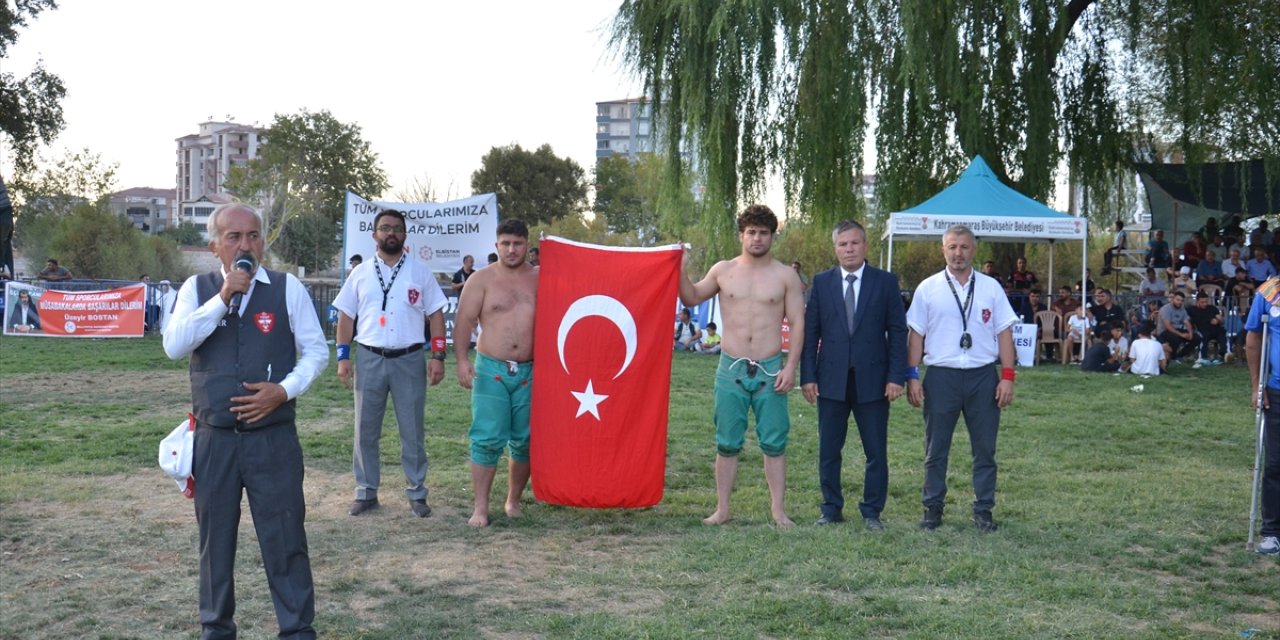 Kahramanmaraş'ta Uluslararası Karakucak Güreş Festivali düzenlendi