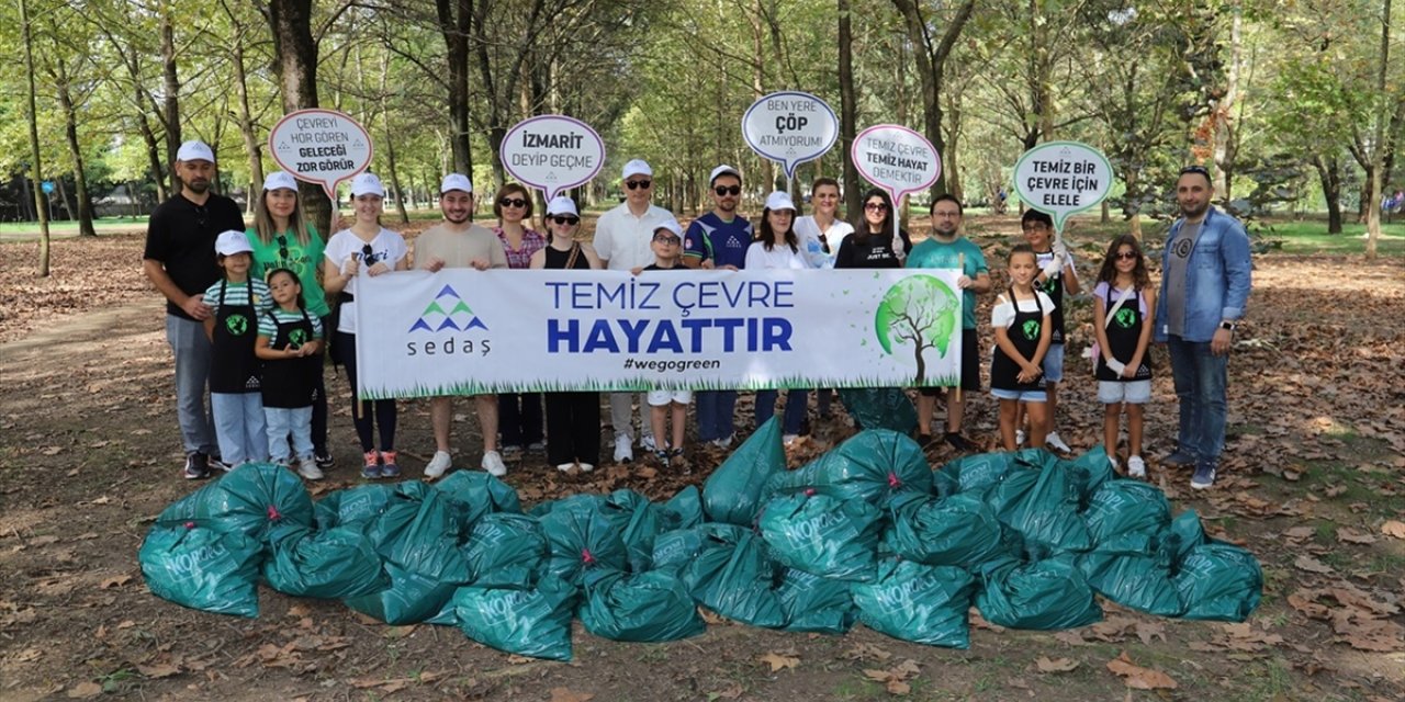 SEDAŞ çalışanları Dünya Temizlik Günü kapsamında çevre temizliği yaptı