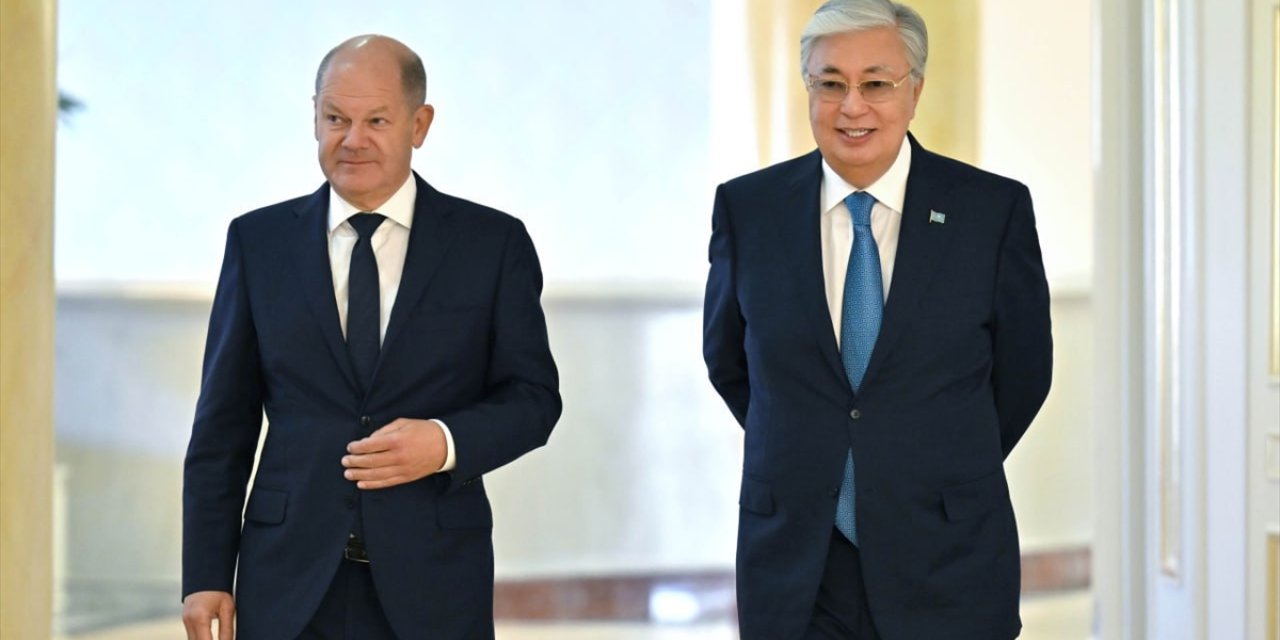 Almanya Başbakanı Scholz, Kazakistan ile ekonomik işbirliğini geliştirmek istediklerini belirtti