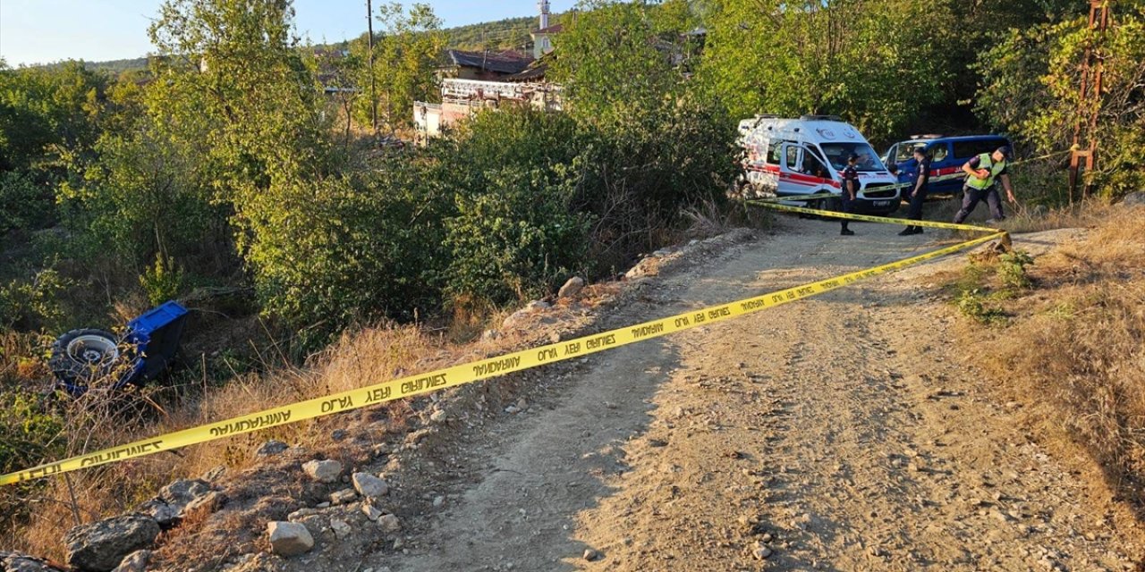 Bilecik'te traktörün devrilmesi sonucu 1 kişi öldü