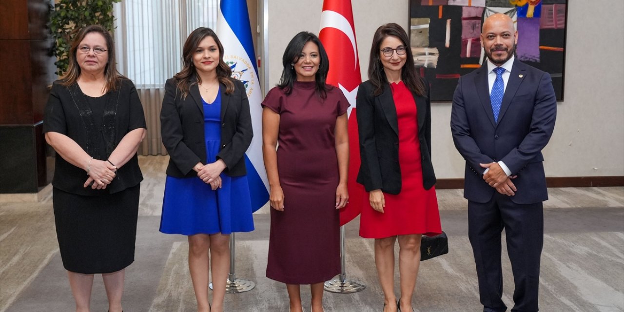 Ankara'da El Salvador'un bağımsızlığının 203. yıl dönümü kutlandı