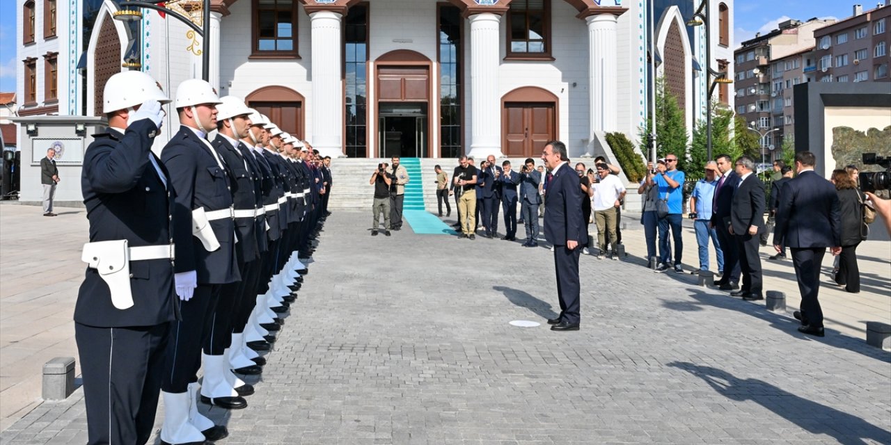 Cumhurbaşkanı Yardımcısı Cevdet Yılmaz, Kütahya'da konuştu: