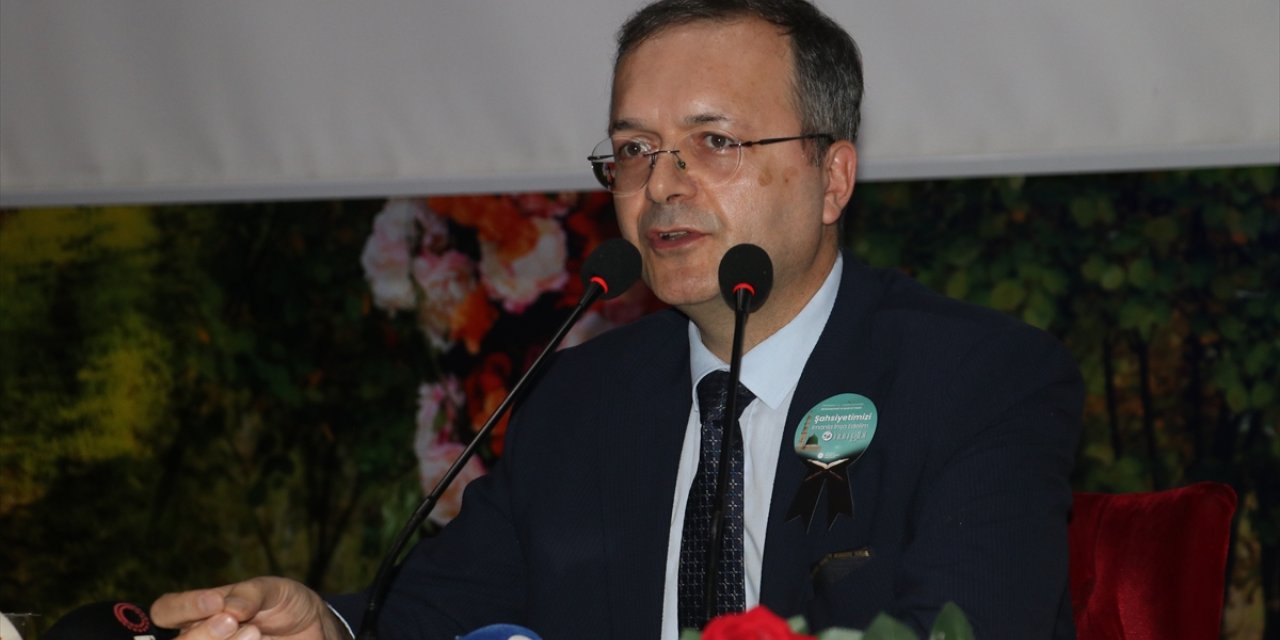 Kastamonu'da "Peygamberimiz ve şahsiyet inşası" konferansı düzenlendi