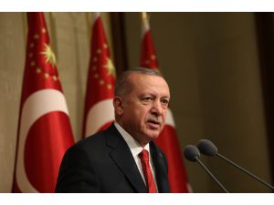 Erdoğan eğitim çalışanlarıyla iftar yaptı