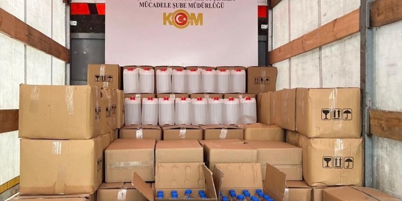 Samsun'da 2 ton etil alkol ele geçirildi, 1 zanlı gözaltına alındı