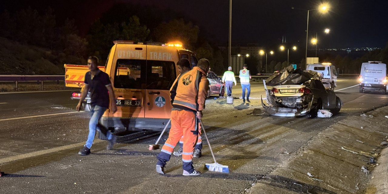 İzmir'de takla atan otomobilin sürücüsü hayatı kaybetti