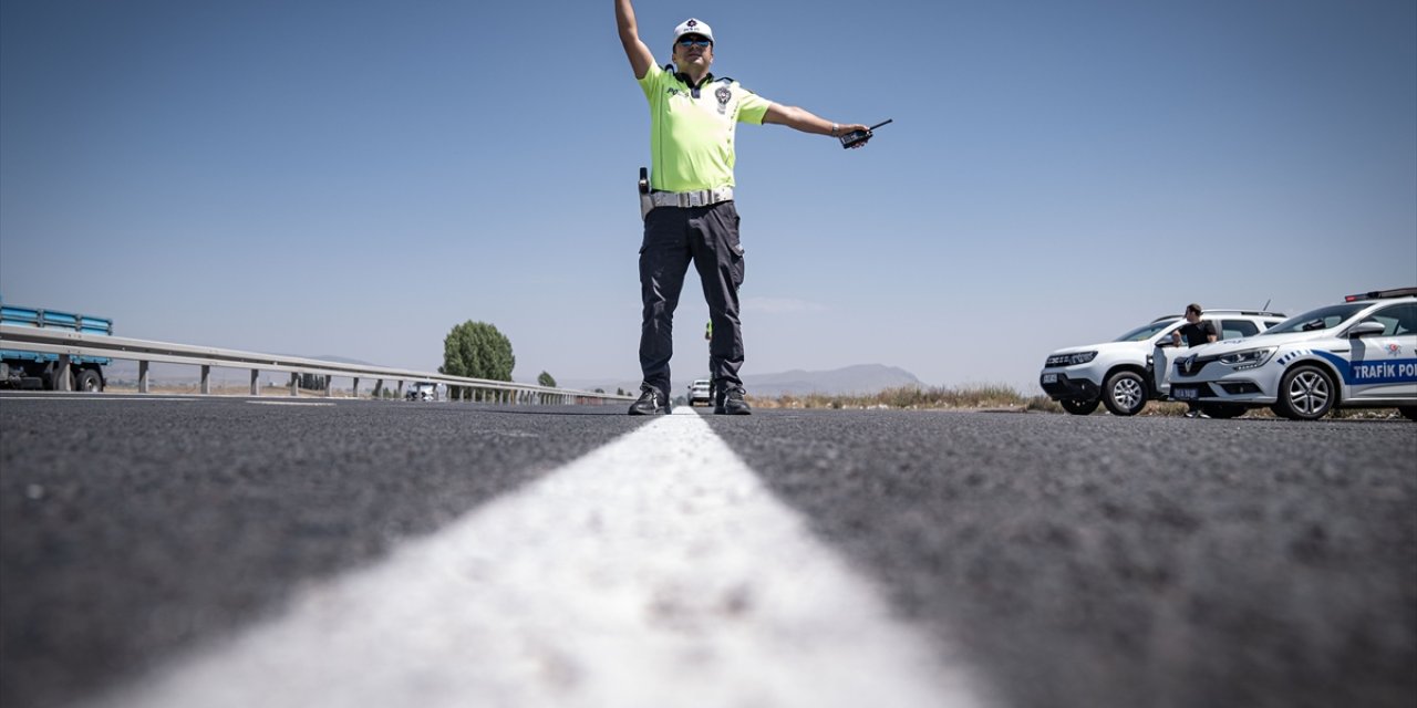 Yapay zeka Erzurum trafiğinde hız ihlallerini ve aranan kişileri tespit ediyor