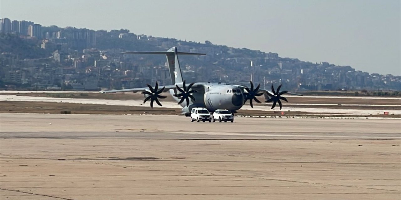 Türkiye'nin gönderdiği insani yardım Lübnan'a ulaştı