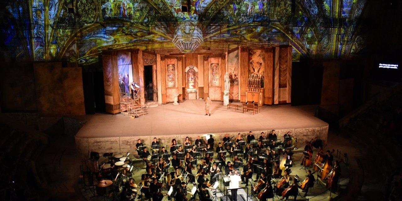 31. Uluslararası Aspendos Opera ve Bale Festivali, "Tosca" operası ile sona erdi