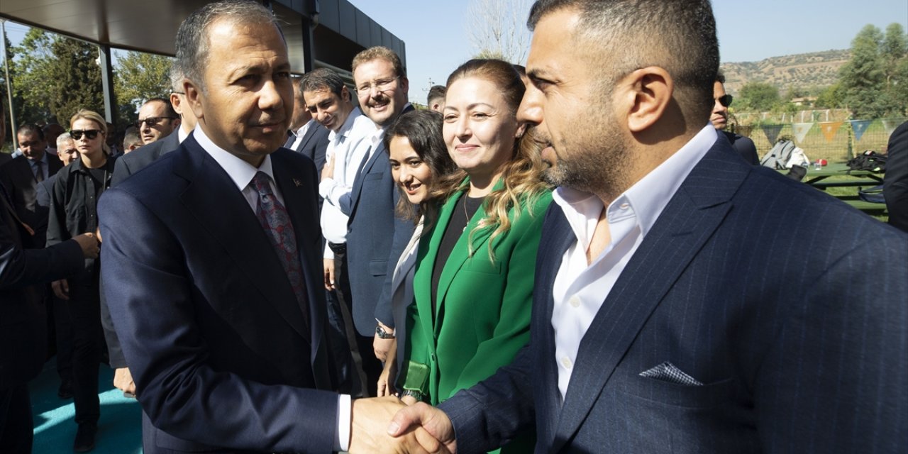 İçişleri Bakanı Yerlikaya Aydın'da temaslarda bulundu