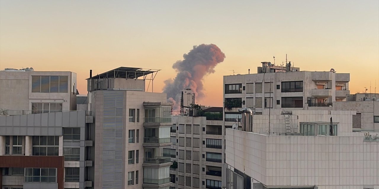 Lübnan'ın başkenti Beyrut'ta çok sayıda patlama sesi duyuldu