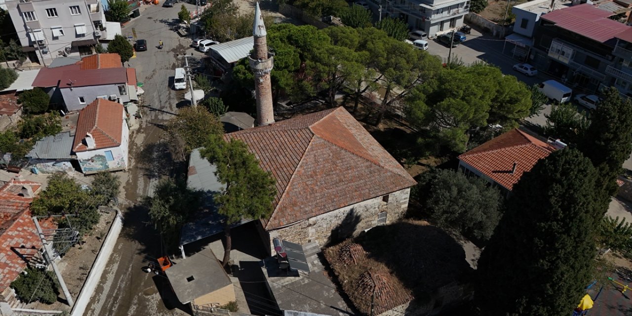 Seferihisar Belediyesinin SGK borcu nedeniyle okul ve camileri takas için önermesine tepki