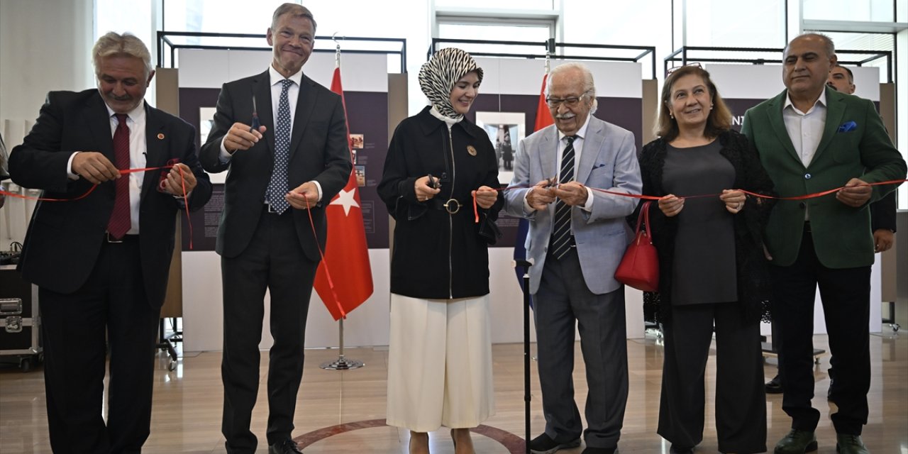 Aile ve Sosyal Hizmetler Bakanı Göktaş, Türk Kadın Öncüleri sergisini açtı