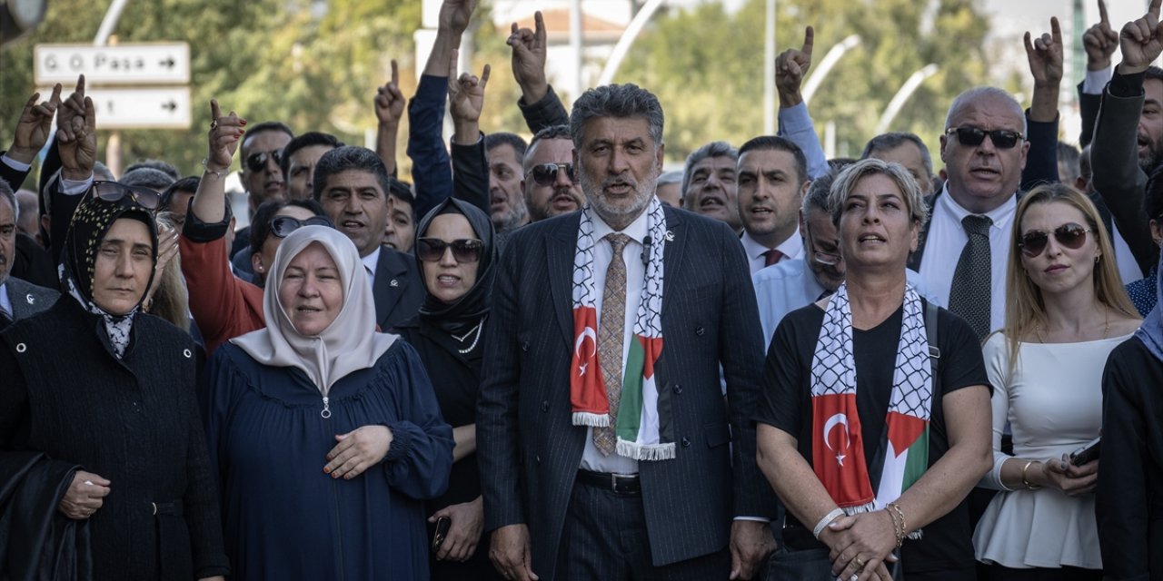 Milli Yol Partililer, İsrail'in saldırılarını protesto etti