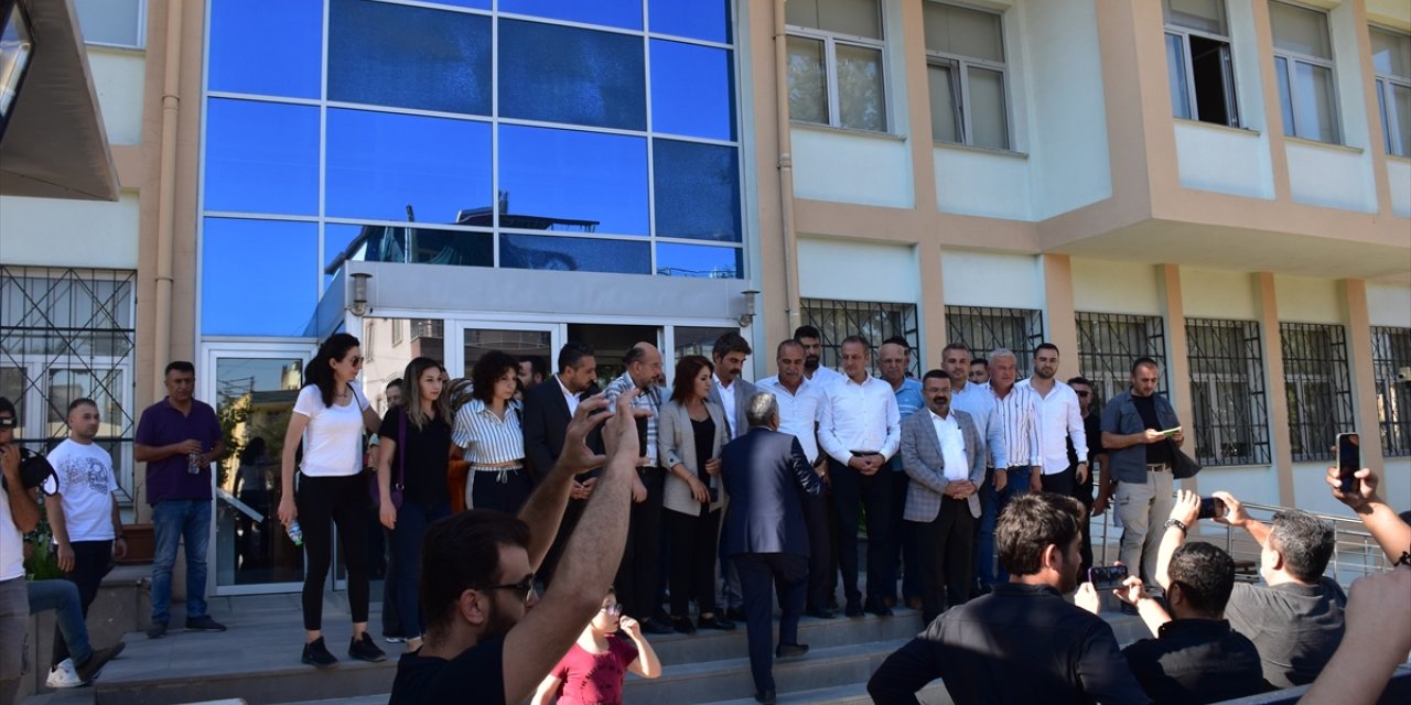 Mersin'de AK Parti İlçe Başkanı Çopur'un darbedilmesine ilişkin gözaltına alınan 3 kişi serbest bırakıldı