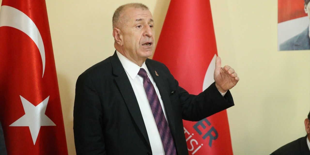 Zafer Partisi Genel Başkanı Özdağ, Ordu'da partisinin kongresine katıldı