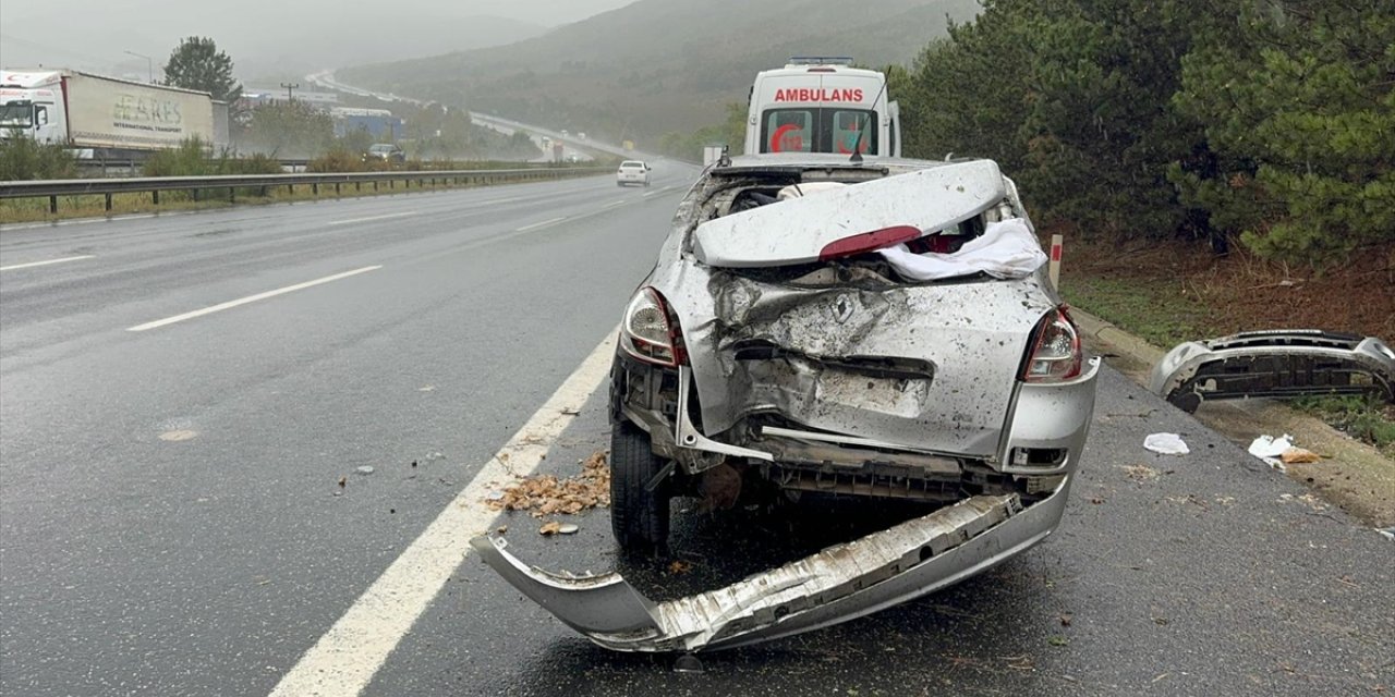 Düzce'de meydana gelen trafik kazalarında 5 kişi yaralandı