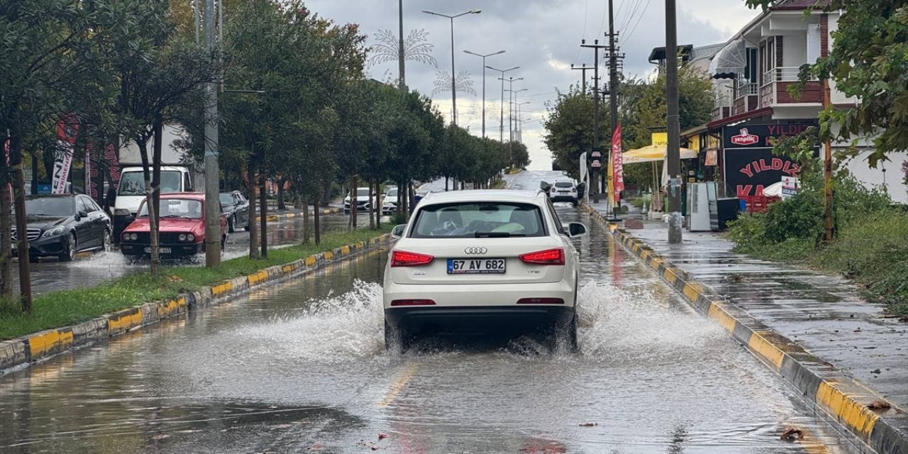 Sakarya'da sağanak etkili oldu