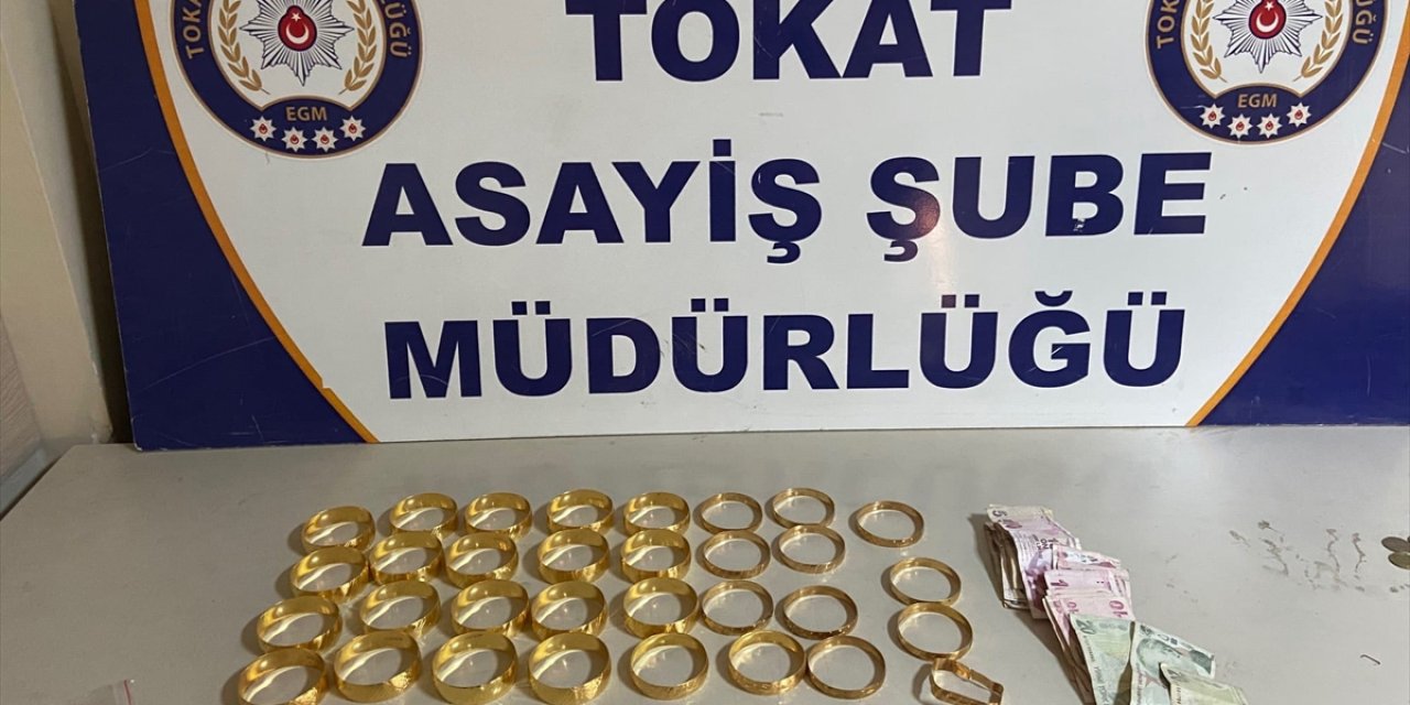 Tokat’ta kuyumcuya sahte altın satan yabancı uyruklu 2 kişi tutuklandı