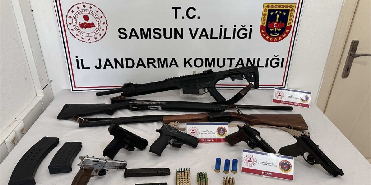 Samsun'da kaçak silah ticareti yaptıkları iddiasıyla 7 kişi yakalandı