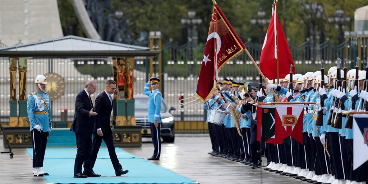 Cumhurbaşkanı Erdoğan, Finlandiya Cumhurbaşkanı Stubb'u resmi törenle karşıladı