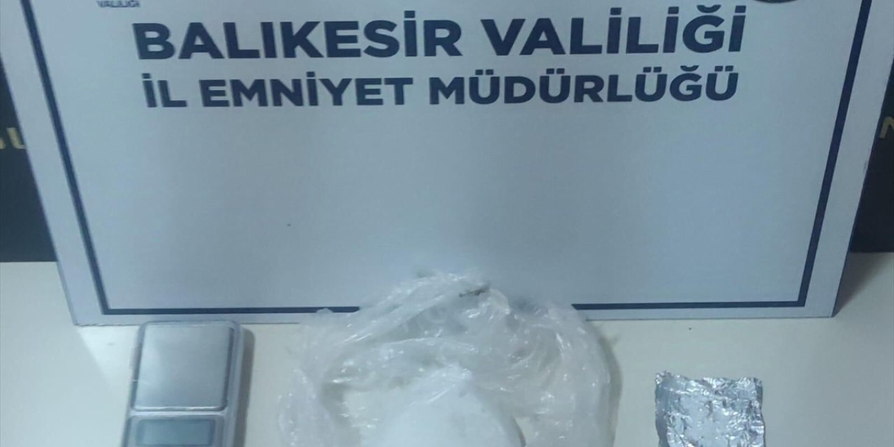 Balıkesir'de uyuşturucu operasyonlarında 9 zanlı tutuklandı