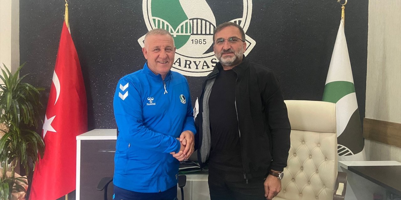 Sakaryaspor, teknik direktör Mesut Bakkal ile anlaştı