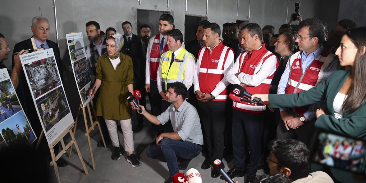 CHP Genel Başkanı Özel, İstanbul'da metro hattı şantiyesinde incelemede bulundu